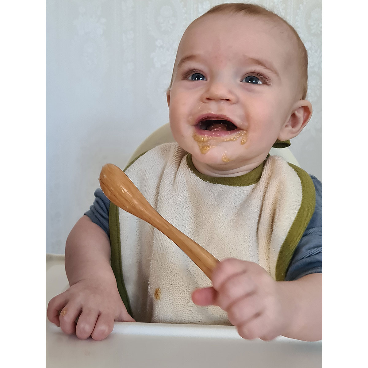 Minimundus haklapp 100% ekologisk bomullsfrotté naturvit med grön kant