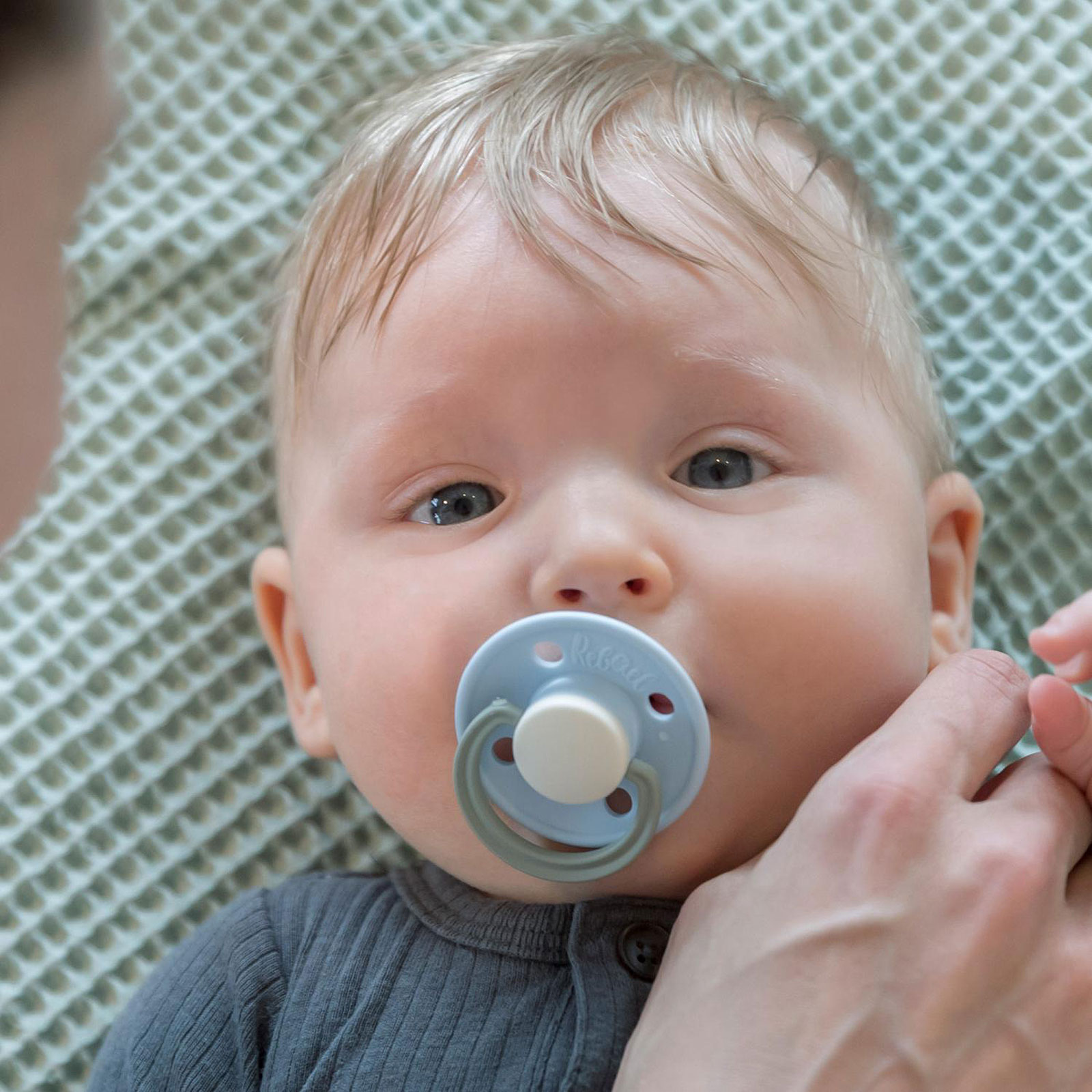 Rebael napp av naturgummi med sköld av medicinskt godkänd polypropen Cold Snake 1 st