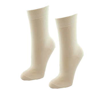 Minimundus tunna strumpor av merinoull ullvita